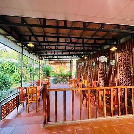 Dong Xuan Hong Hotel Дуонг-Донг Экстерьер фото