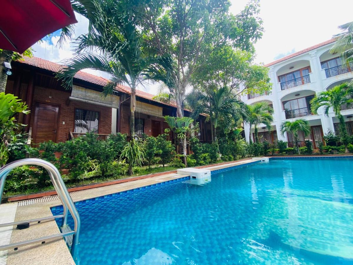 Dong Xuan Hong Hotel Дуонг-Донг Экстерьер фото