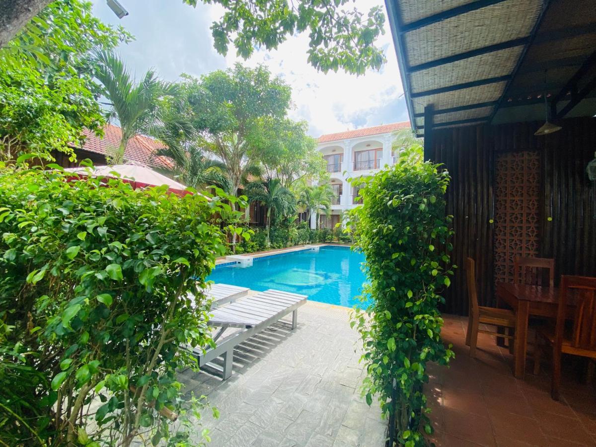 Dong Xuan Hong Hotel Дуонг-Донг Экстерьер фото