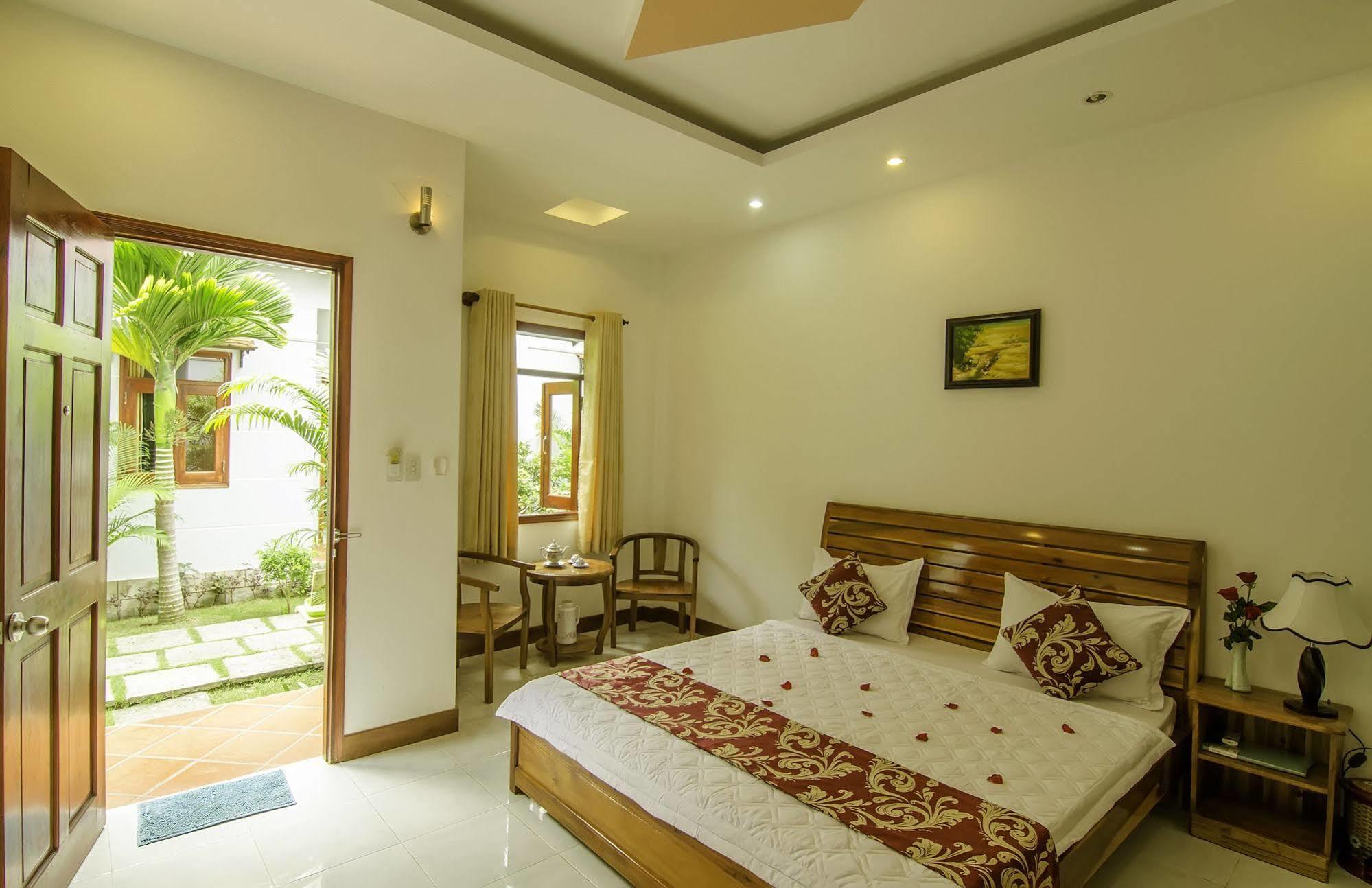 Dong Xuan Hong Hotel Дуонг-Донг Экстерьер фото